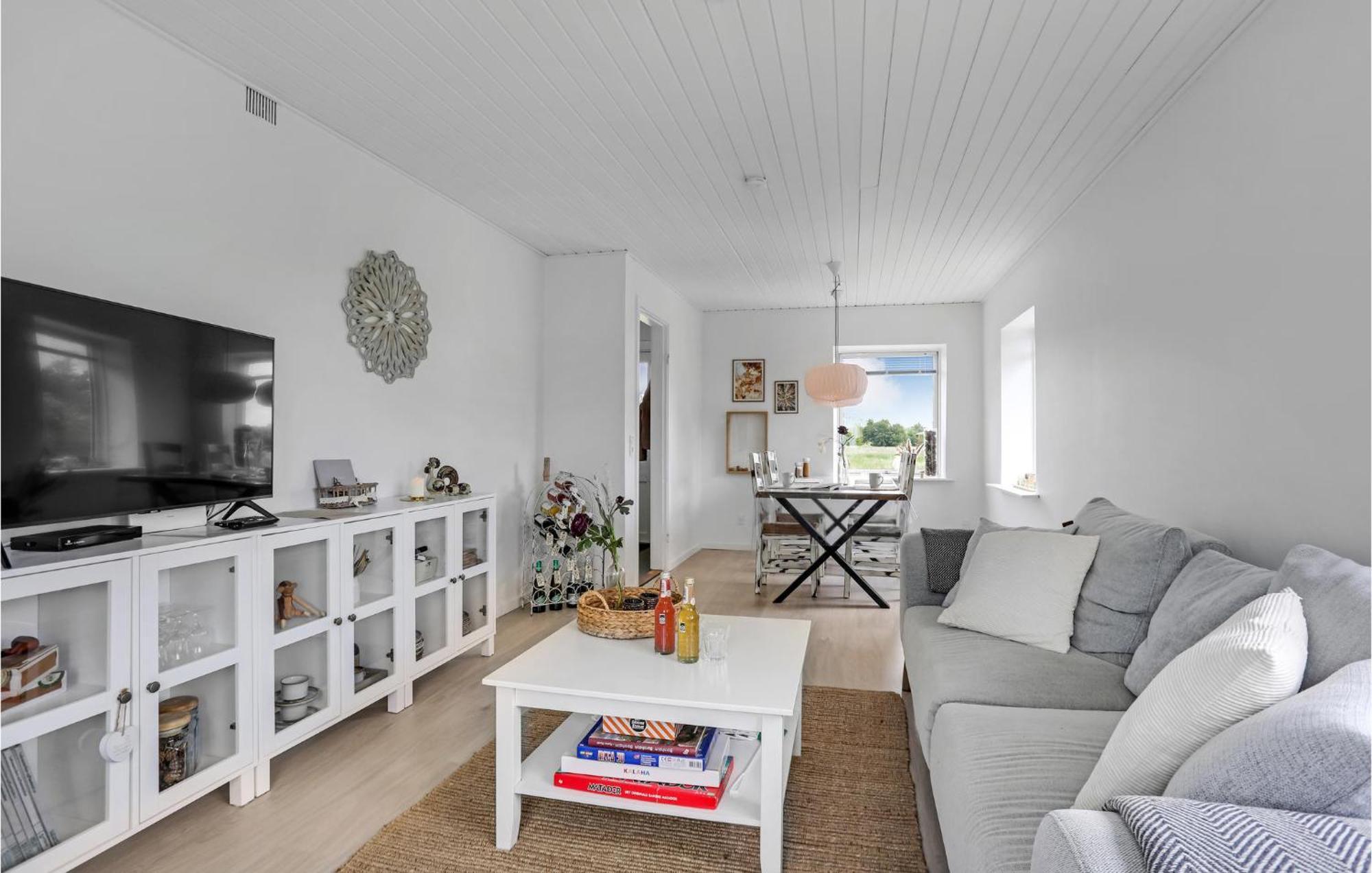 Beautiful Home In Ronne With House A Panoramic View 외부 사진